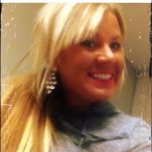 Meet your Posher, Leah